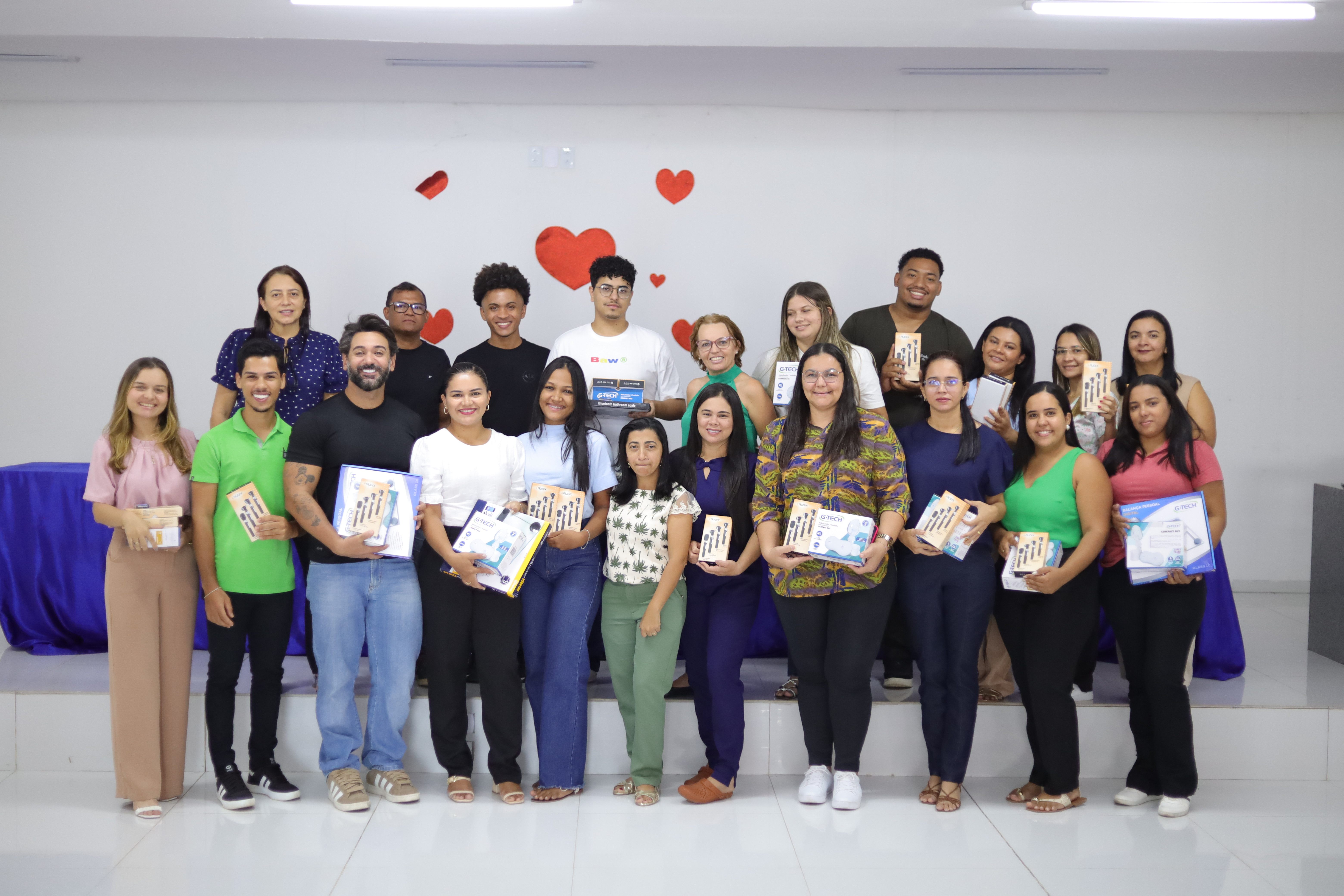 Reunião com profissionais da saúde alinha ações e entrega novos equipamentos em benefício da população